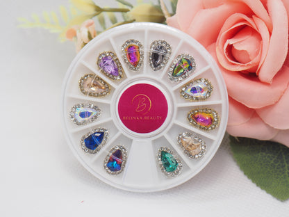 Carousel of nail jewelry - 1